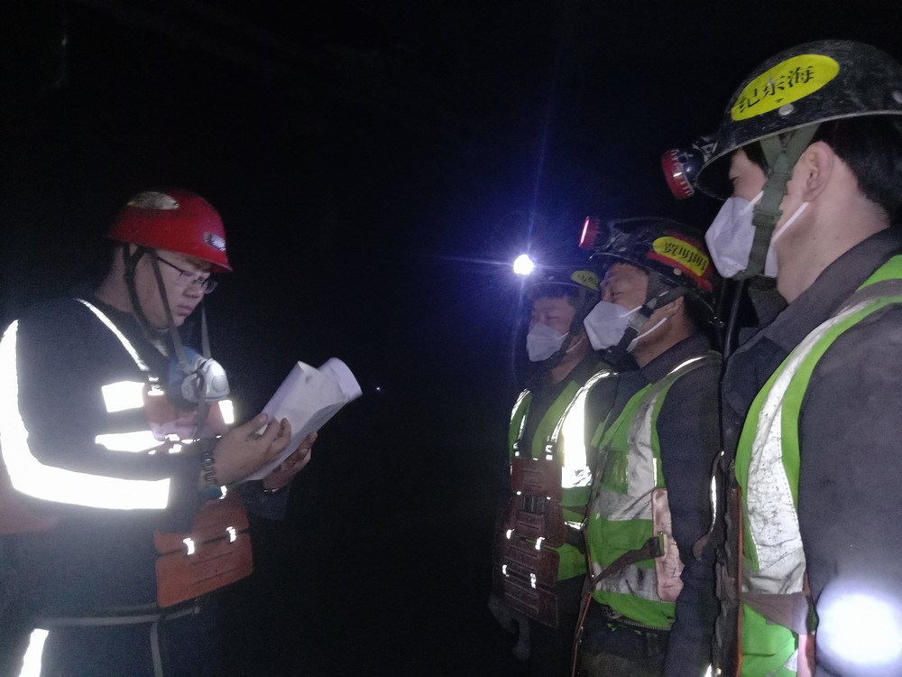 陜煤建設(shè)韓城分公司安裝四項(xiàng)目部：以行動“提筆”，以作為“畫卷”，繪出春日“奮進(jìn)圖”