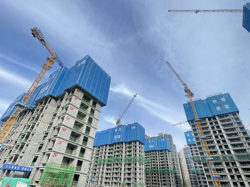 陜煤建設(shè)新龍城直屬項(xiàng)目部：施工管理兩不誤?進(jìn)度質(zhì)量?jī)墒肿?