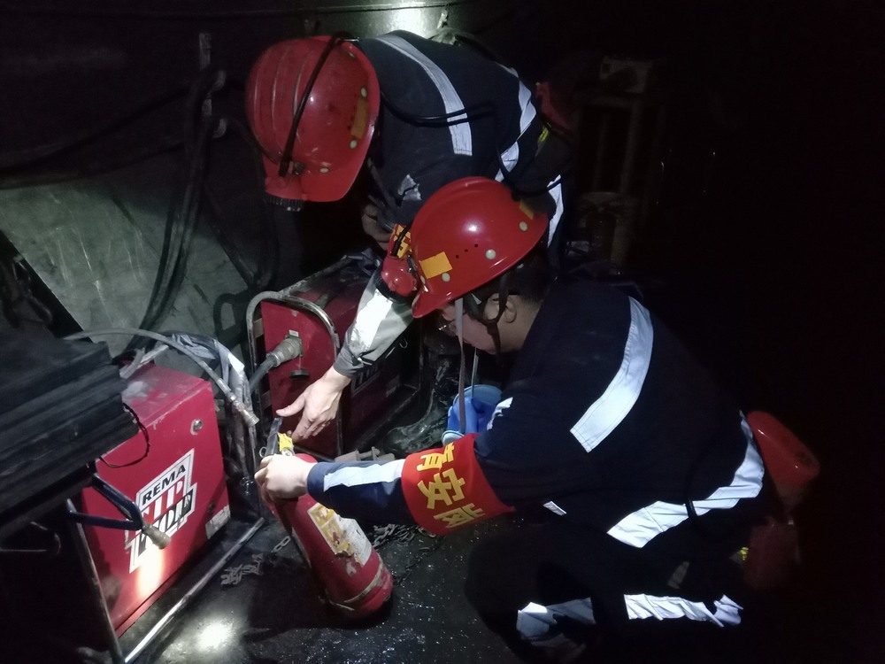 陜煤建設(shè)韓城分公司張家峁項目部：堅守詮釋擔當 點亮勞動之光