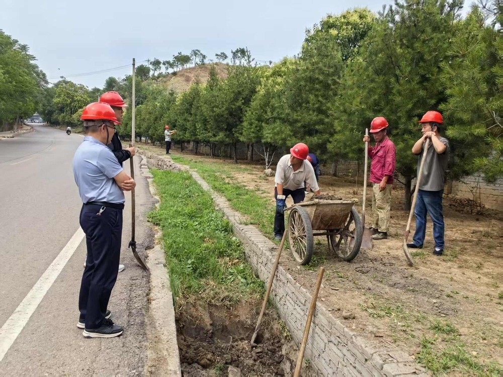安全生產(chǎn)月超燃行動！清淤攻堅顯身手 巧思護墻守安全
