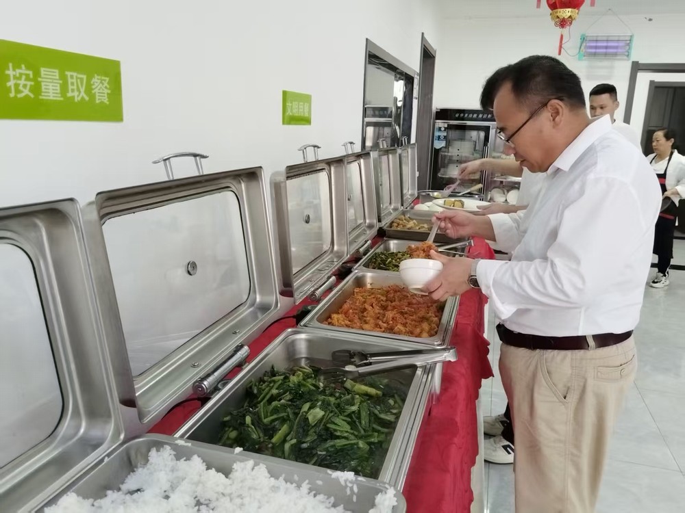 陜煤建設(shè)礦建三公司:從“舌尖”到“心間” 守護(hù)職工幸?！笔场肮?></div>
                                <div   id=