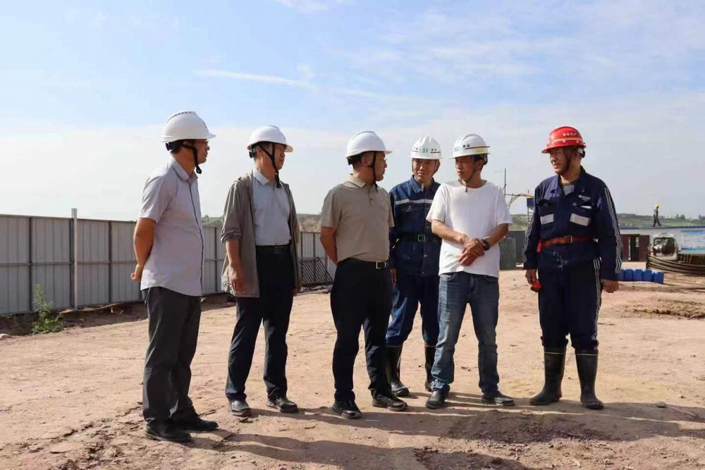 平莊煤業(yè)黨委書記、董事長杜善周深入天工公司礦建項目檢查指導