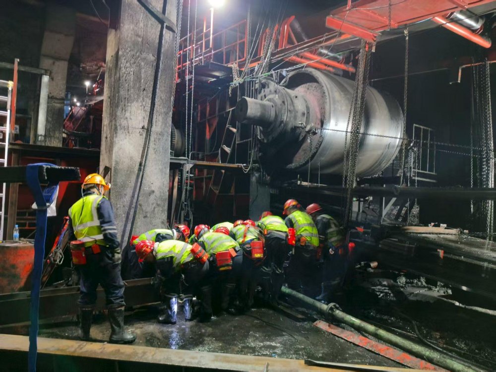 精益求精鑄匠心 攻堅克難顯擔當