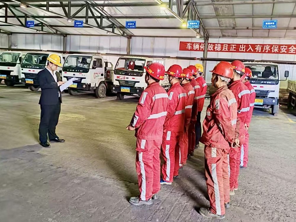 陜煤建設(shè)機(jī)電安裝公司曹家灘項(xiàng)目部：實(shí)戰(zhàn)演練礪精兵 以賽促學(xué)保安全