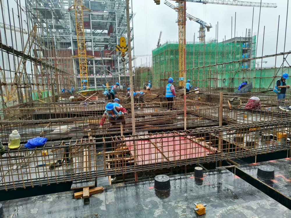 陜煤建設(shè)韓城分公司土建四項(xiàng)目部：雙節(jié)攻堅(jiān)奏強(qiáng)音，項(xiàng)目建設(shè)破浪行