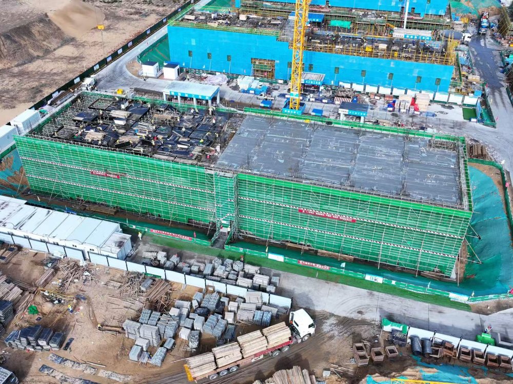 戰(zhàn)荒漠、搶節(jié)點！陜煤建設天工公司土建第五項目部以“鐵軍擔當”推進榆林化學二期建設