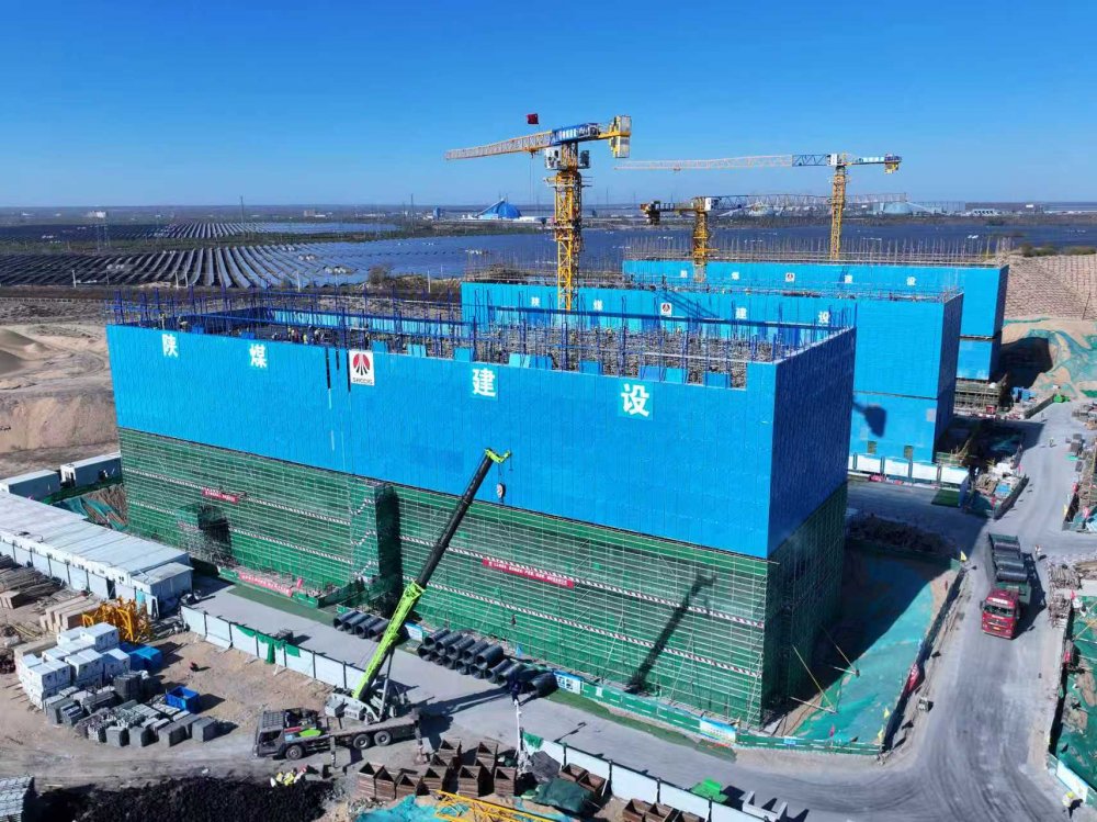 陜煤建設天工公司：榆林化學二期倒班宿舍樓“五層攻堅”告捷 交出進度質安雙優(yōu)答卷