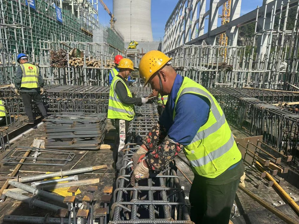 陜煤建設黃陵電廠項目：以班組為基，筑牢工程建設“質(zhì)量安全防線”