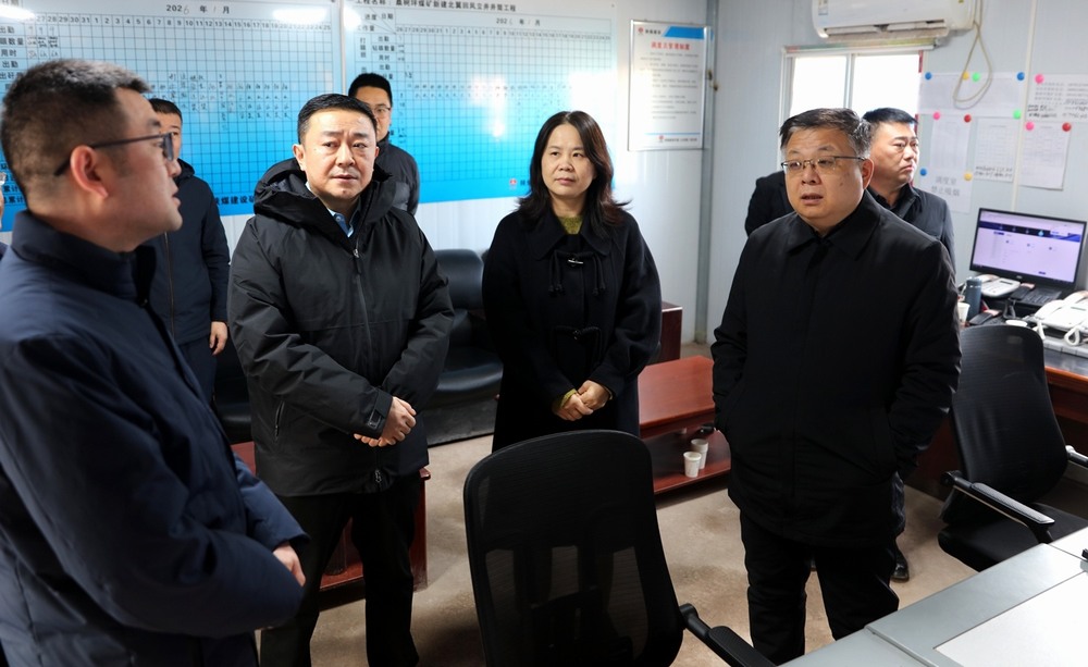 韓城市委副書記張景鋒一行深入陜煤建設礦建二公司調(diào)研指導工作